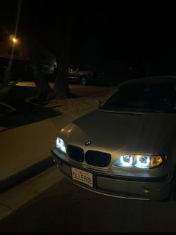 2004 BMW 325i