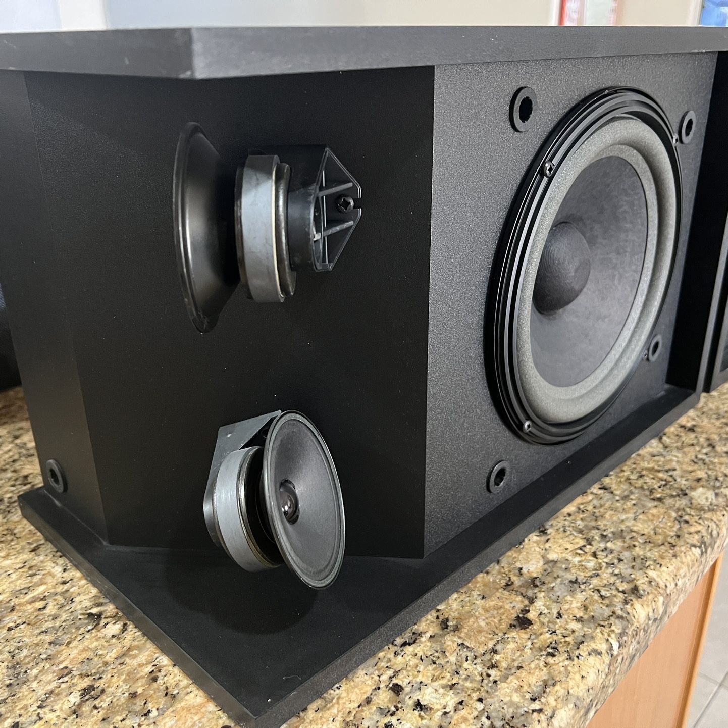 Bose 301 Series III Speaker Black for Sale in Phoenix, AZ - OfferUp