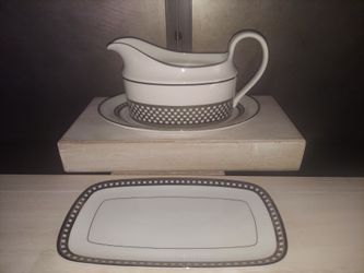 Mikasa Platinum Symmetry dinnerware