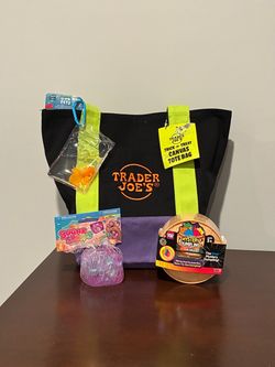 Mystery Dumpling, Sugar Swap Cube, Goo Pets & Trader Joe's Mini Tote Set