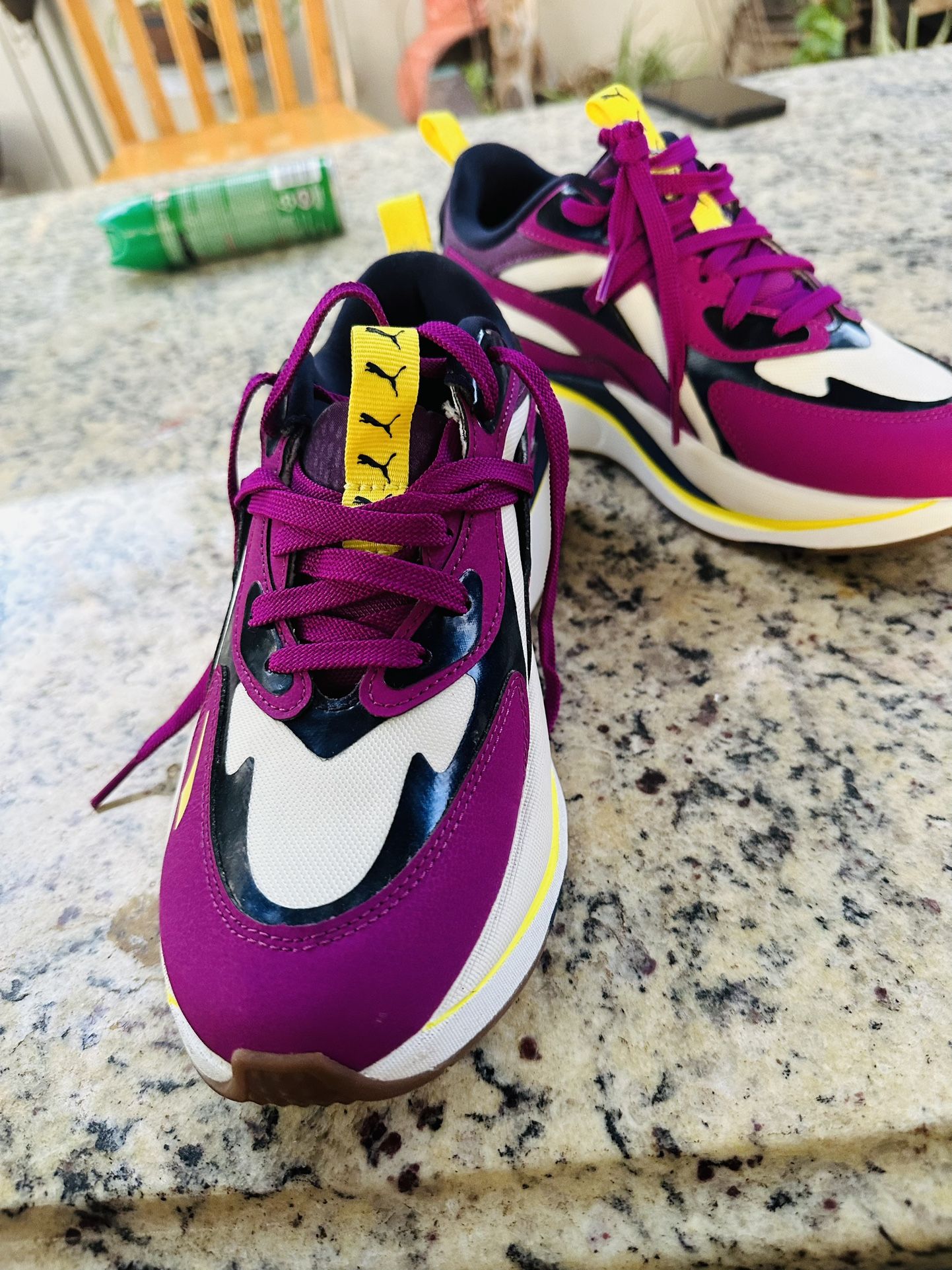 Pumas Tenis Shoes 8 1/2