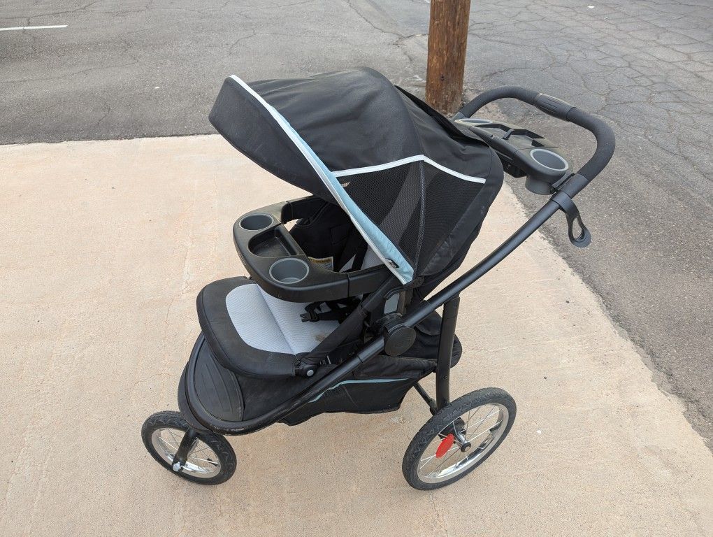Graco Jogger Stroller (READ ENTIRE AD)