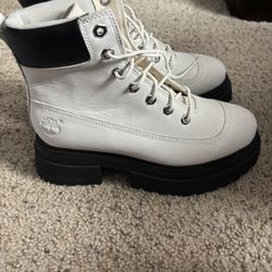 Timberland Sky Lace Up Boots Size 8 New