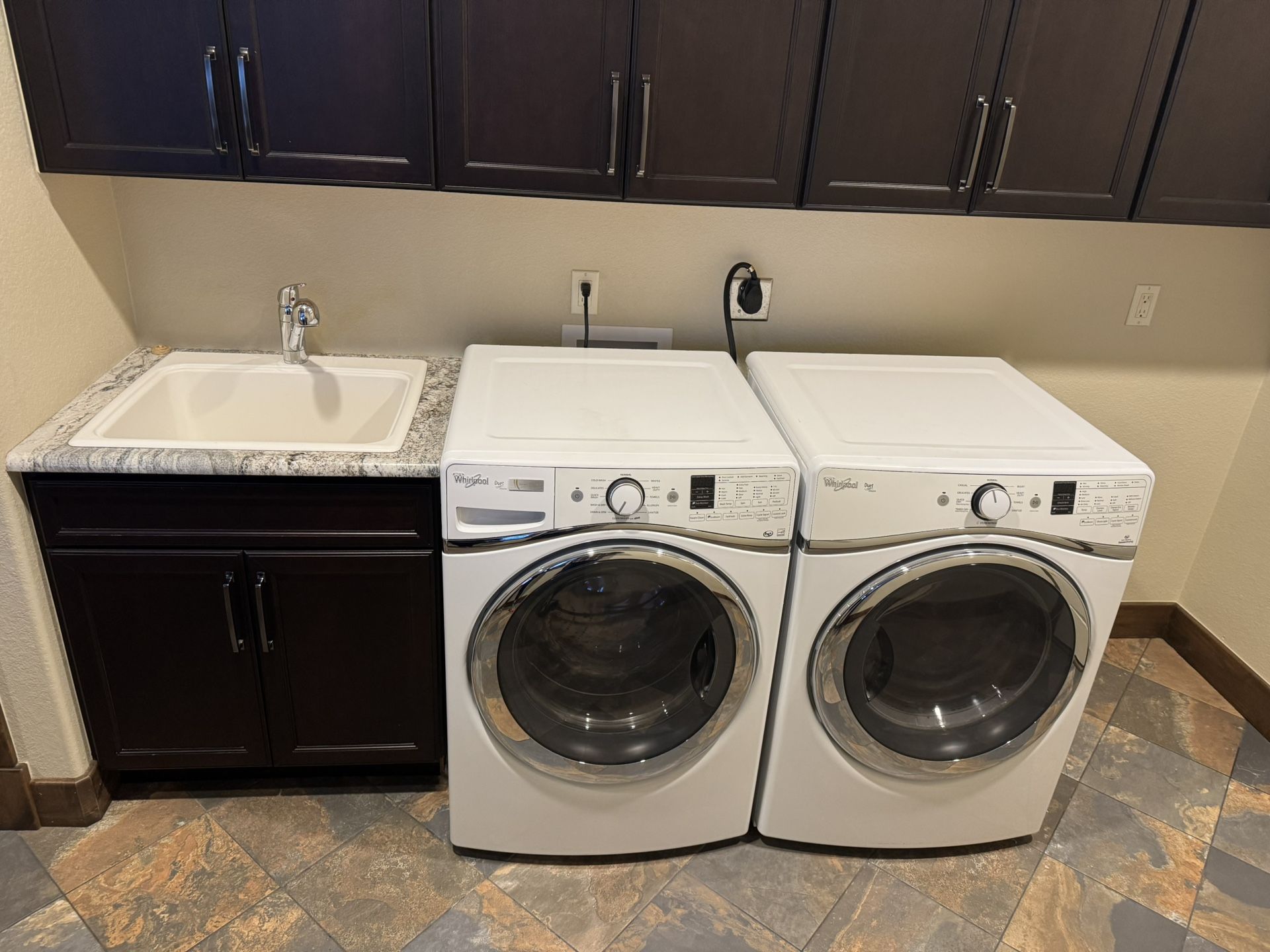 Whirlpool Duet Steam Washer Dryer Set