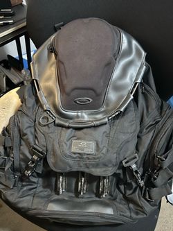 Oakley Kitchen sink backpack