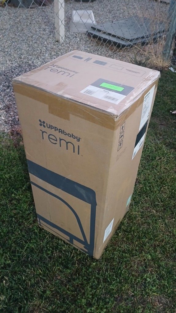 Remi UPPAbaby Playyard