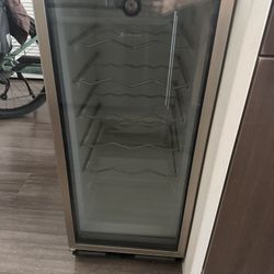 Beverage/Wine fridge