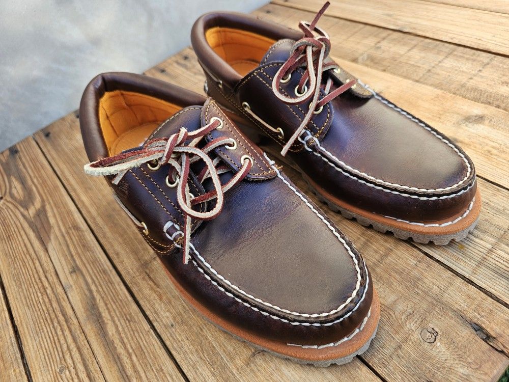 Timberland Authentic 3-Eye Lug Handsewn Shoe  8.5 Wide