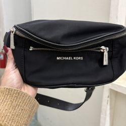 Michael Kors Fanny Pack 