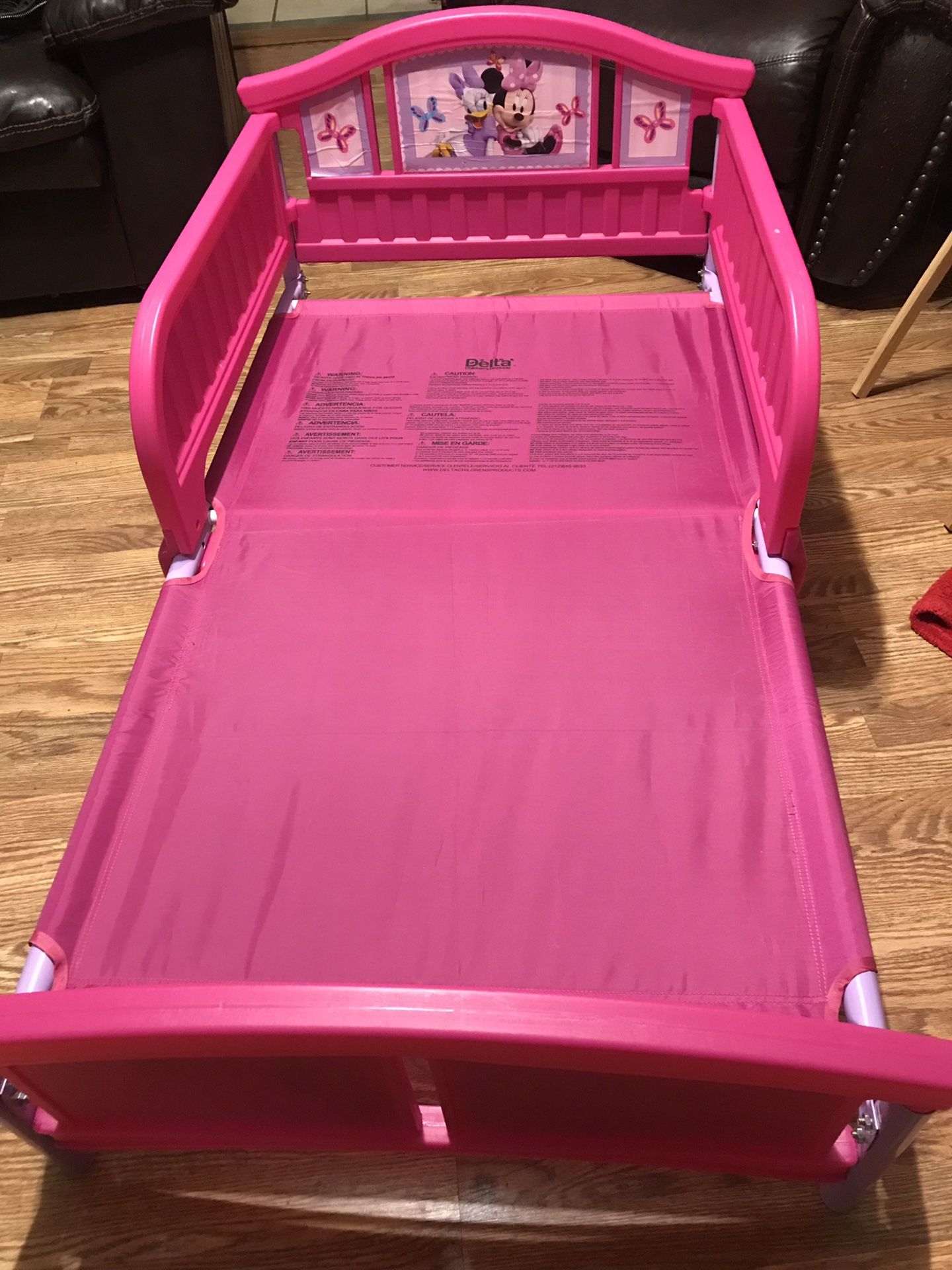 Mini mouse toddler bed