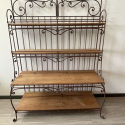 Iron And Wood Baker’s Rack