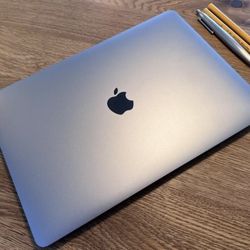 Macbook Pro 13" Laptop 