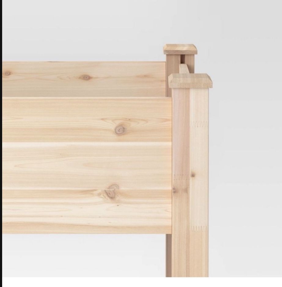 Outdoor raised garden bed