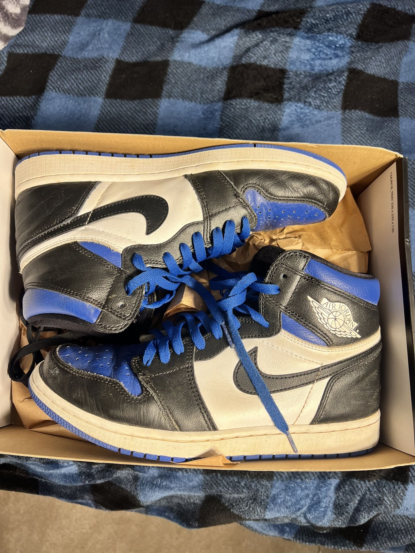 Air Jordan 1s Retro High Royal Toes