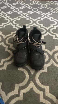 SIZE 10 BOOTS