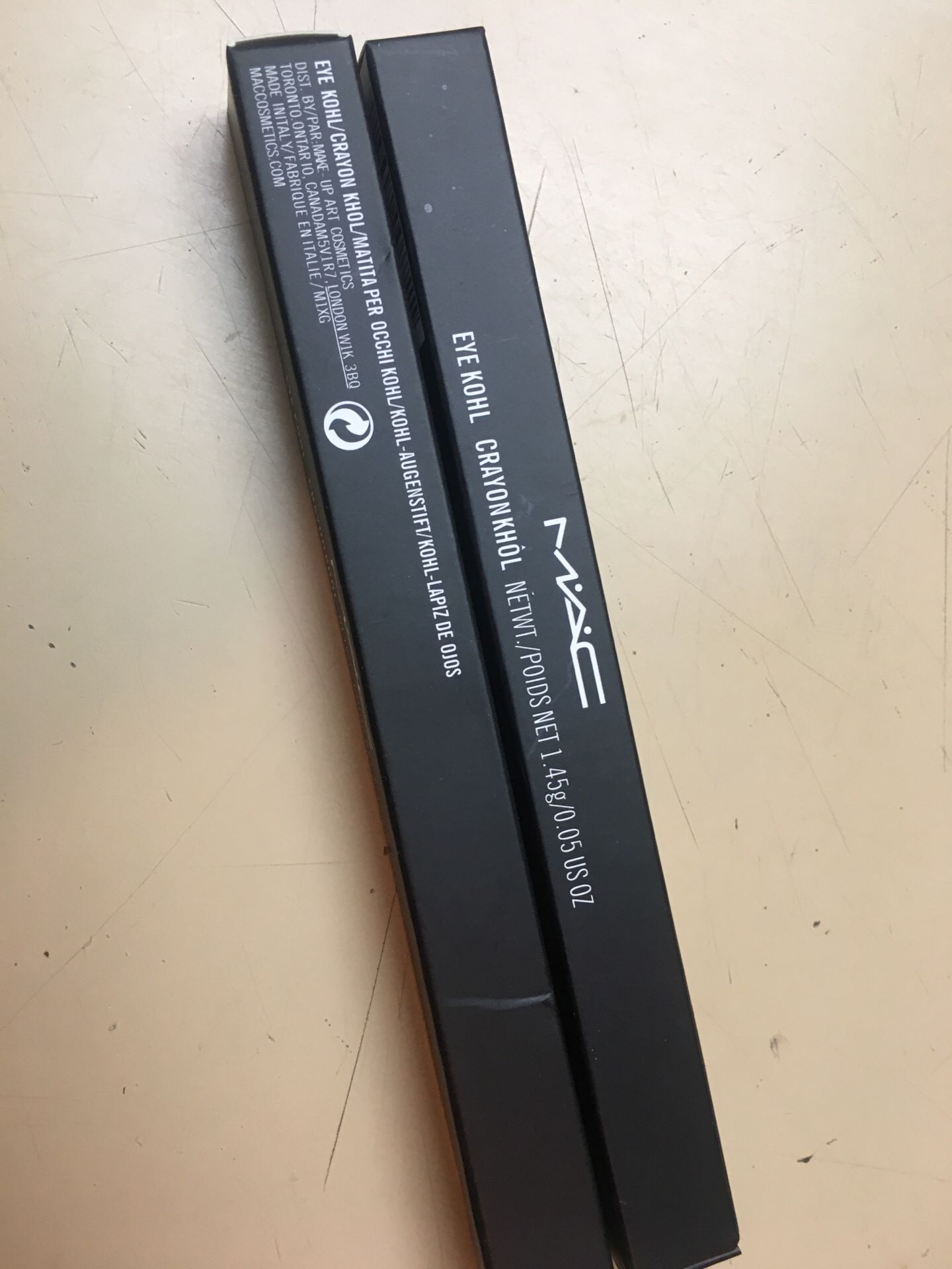 Authentic MAC Eye Kohl/Eyeliner Smolder black