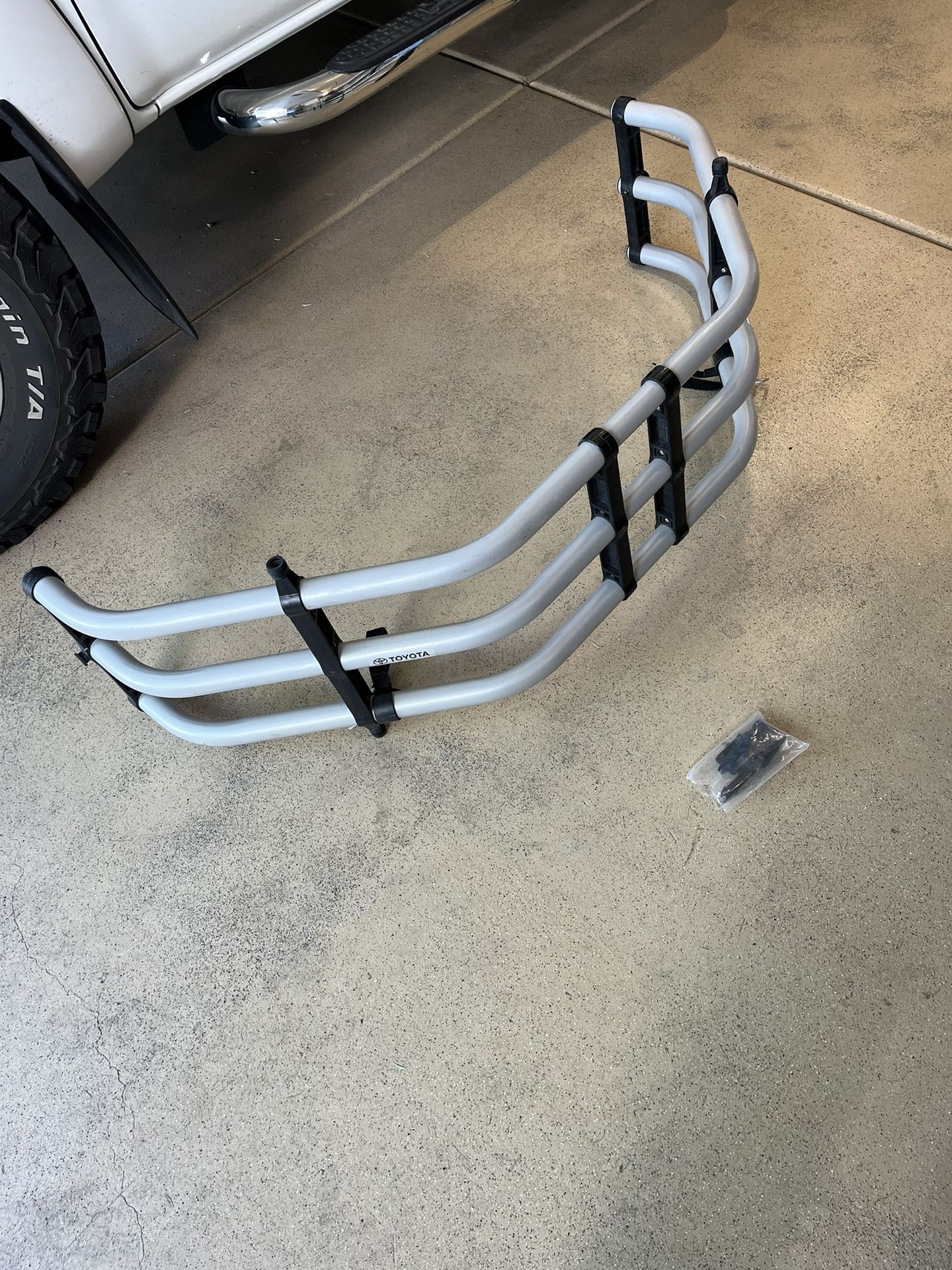 Truck Bed Extender (Excellent Condition)
