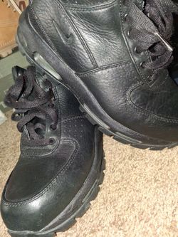 ACG NIKE BOOTS