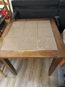 Quality Tile Table