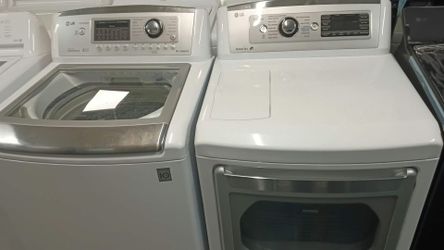 LG Washer & TrueSteam Dryer Set — 4.3/7.3 cu ft, White
