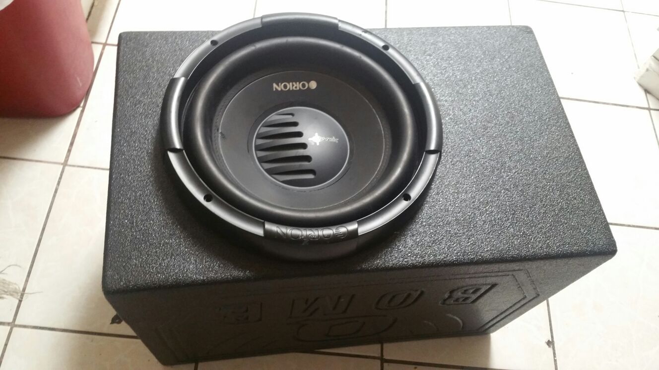 Orion xtr pro 12 sub with box