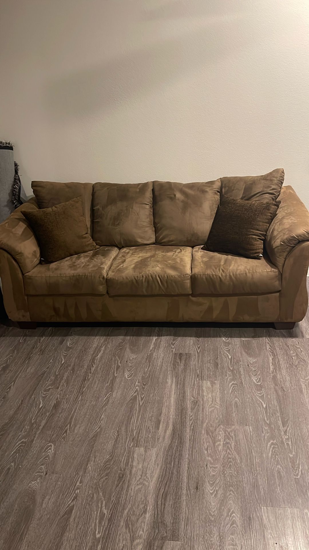 Couch Loveseat 