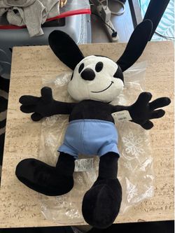 Disneyland Oswald Plush NEW