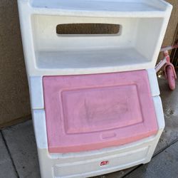 Free Toy chest