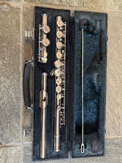 Yamaha Flute 