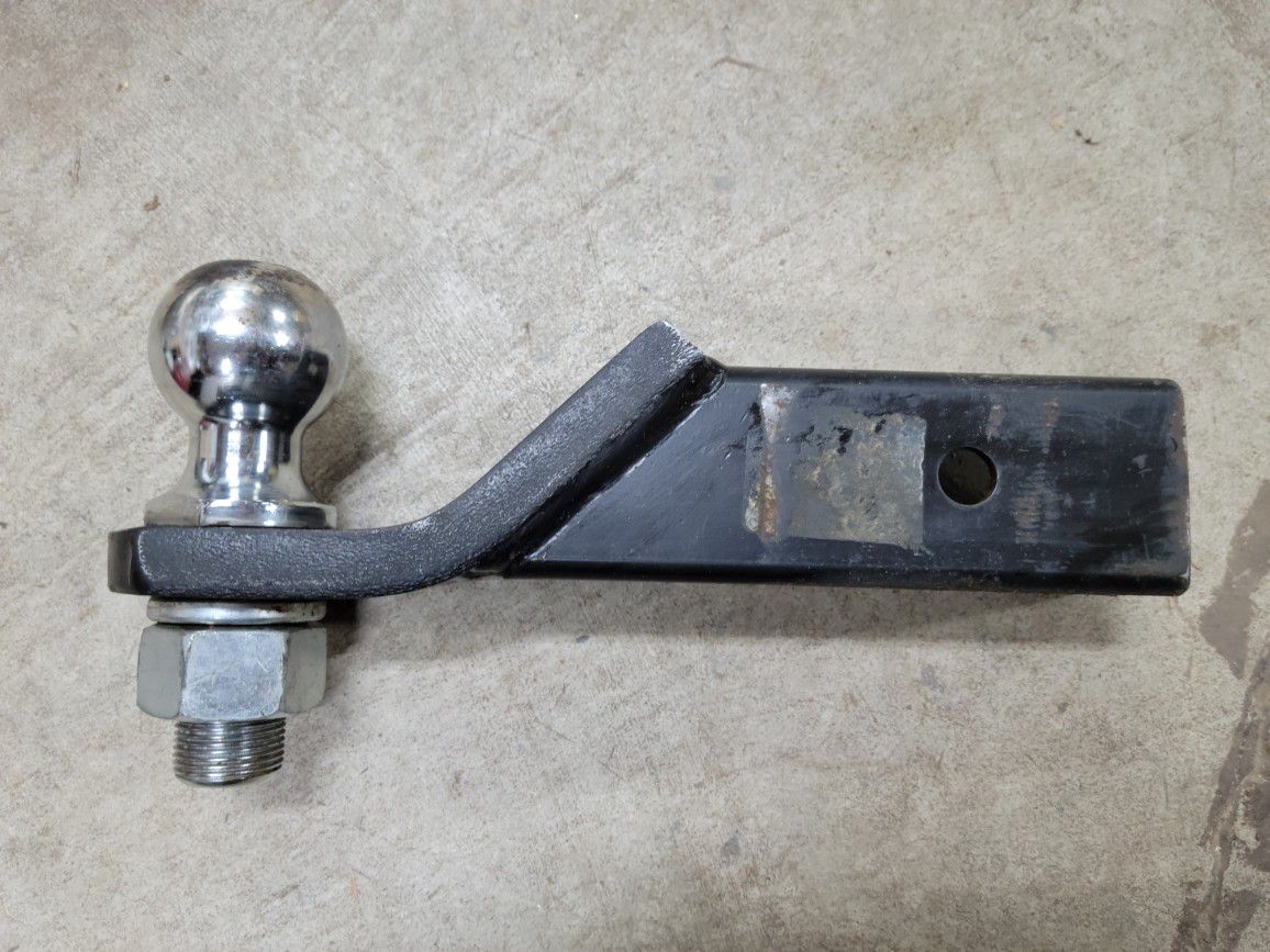 Brophy 2.5 Inch Hitch with Ball