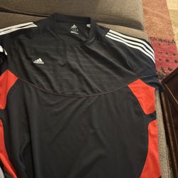 Adidas T Shirt Like New Size XL For Men’s 
