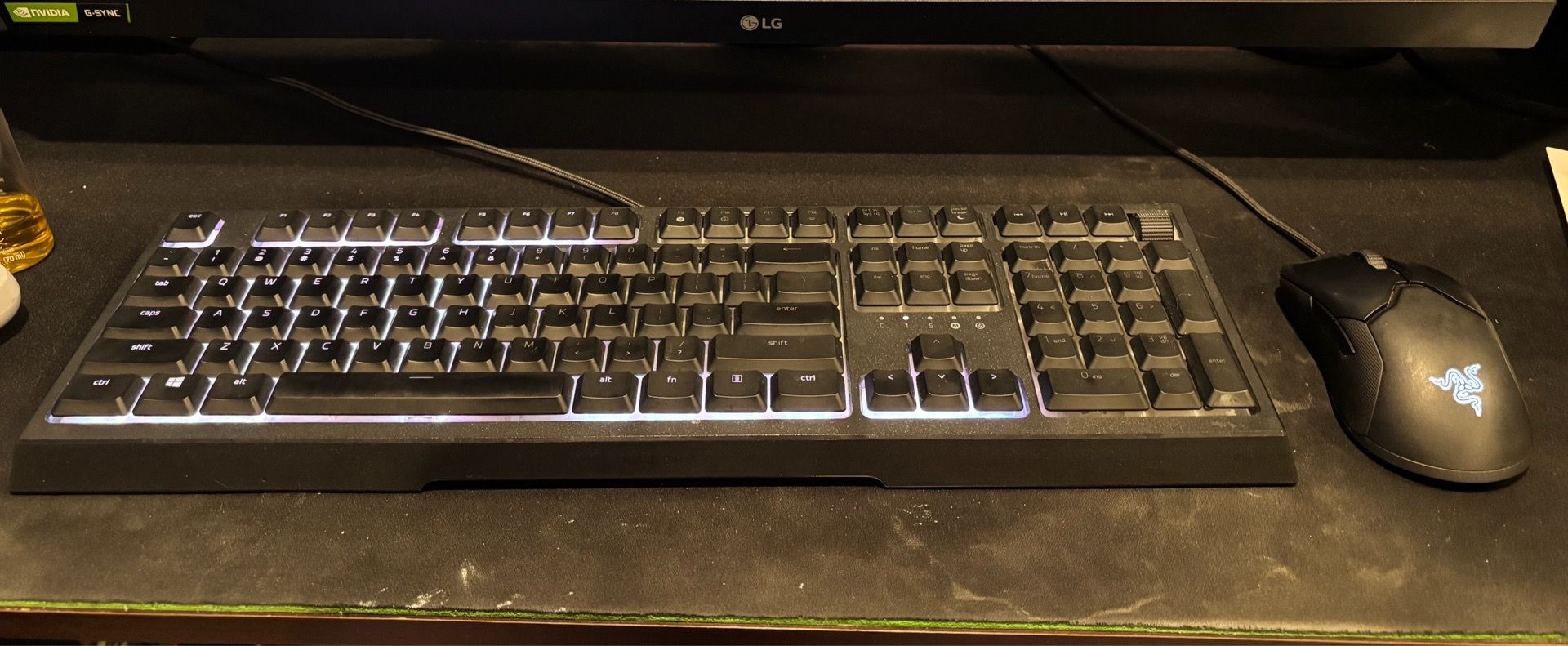 Razer Ornata V2 Wired Gaming Keyboard with RGB Lighting With Razer Viper mouse