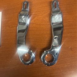 Roadglide mounting brackets