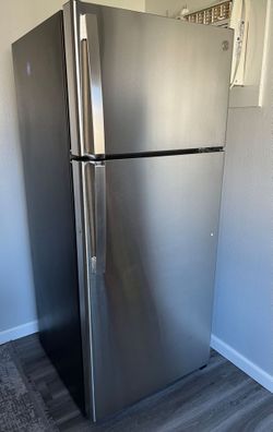 GE Refrigerator, 17.5 cu. ft., Stainless Steel
