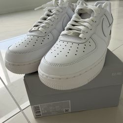 Nike Air Force 1 ’07 “Triple White” CW2288-111 – Size 8 Men – Brand New w/ Box