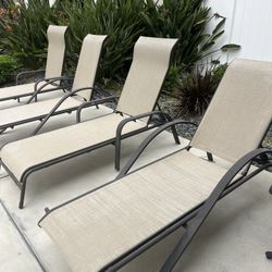 4 Deck Chairs