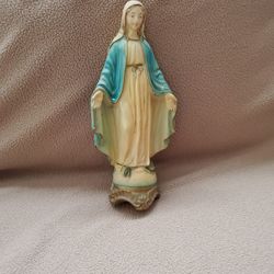 8" Tall Virgin Mary Statue