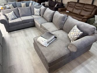 New sectional free rug