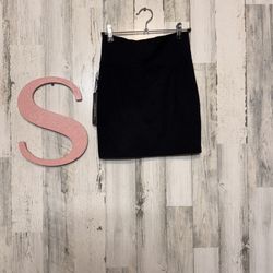 Black pencil mini skirt size small