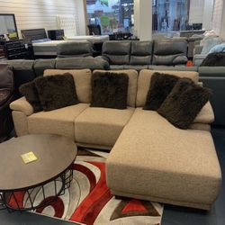 COMFY NEW HAVANA SECTIONAL SOFA ON SALE ONLY $499. IN STOCK SAME DAY DELIVERY 🚚 FINANCING AVAILABLE 