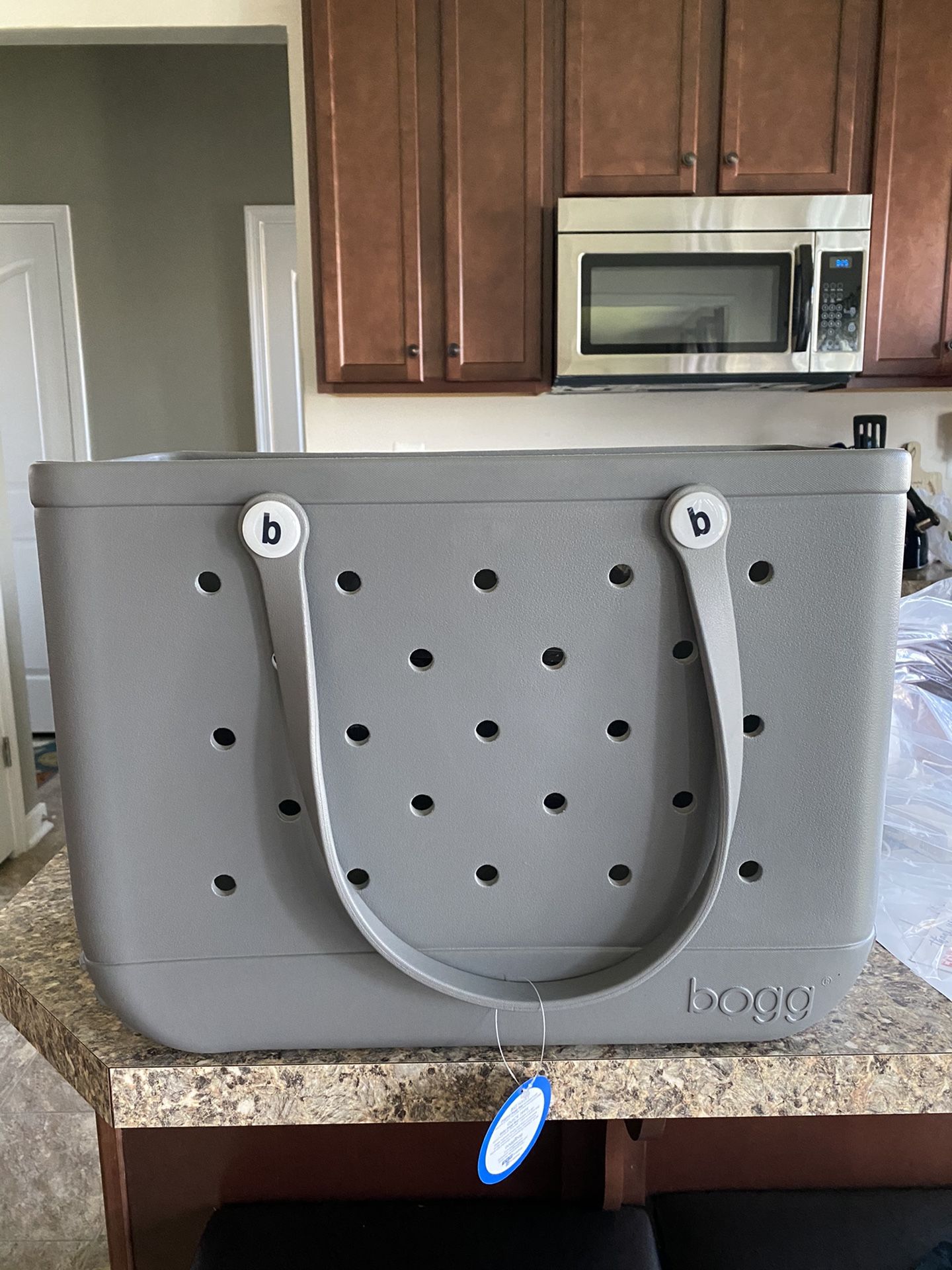 New Bogg Bagg Fogg Gray Rare Bag for Sale in Culpeper, VA OfferUp