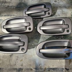 CHEVY SUV DOOR HANDLES