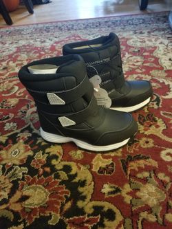 Kids Snow Boots Size 12