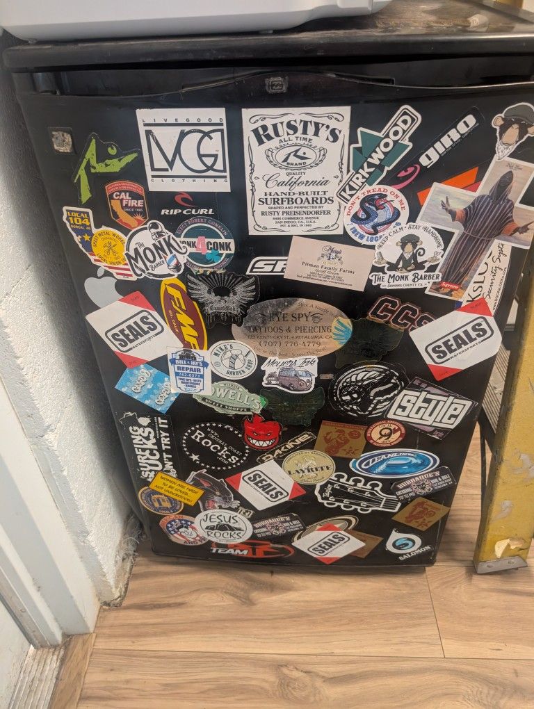 Great Mini Fridge $35