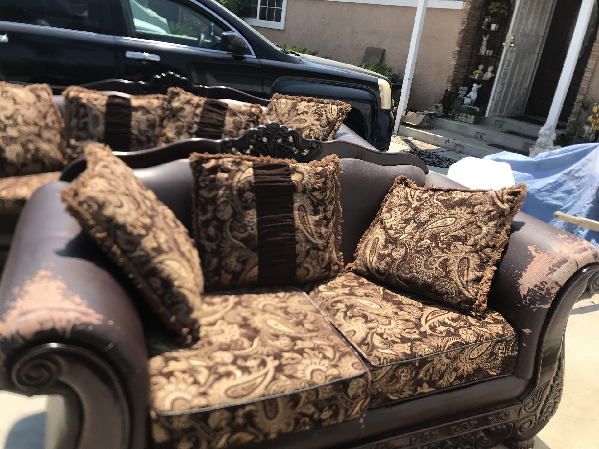Free Couches