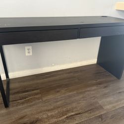 IKEA Micke Desk 