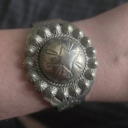 Native Huge Dome Bead Bracelet