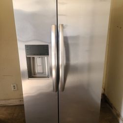 Frigidaire NEW side by side refrigerator 