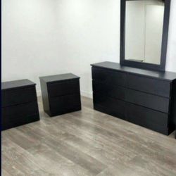 DRESSER WITH MIRROR AND TWO NIGHTSTANDS 