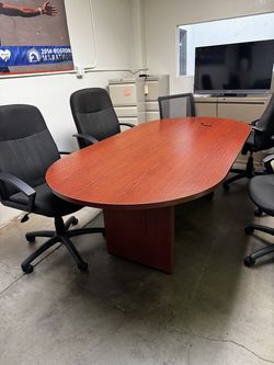 Conference Table and 6 Chairs 84"x42" and 30" tall